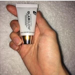 Glam Glow Supermud clearing treatment